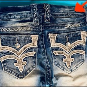 ✨Rock Revival 👖Jeans 📏Size 25 ✂️Karla Straight✨